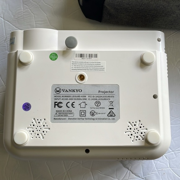 VANKYO Leisure 430W Wireless WiFi Mini Projector - Picture 5 of 8